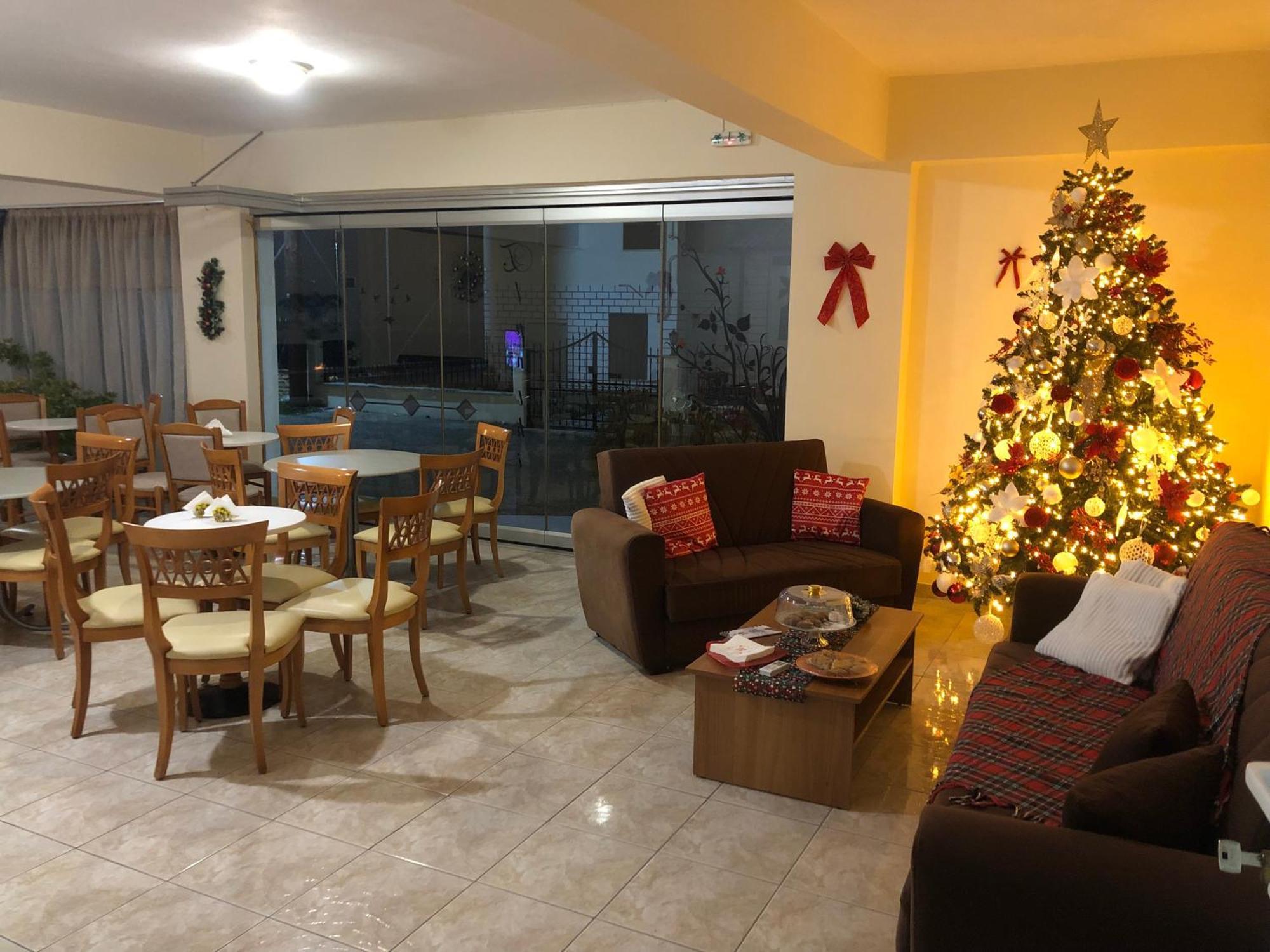 Elanthi Hostel Kastoria Extérieur photo
