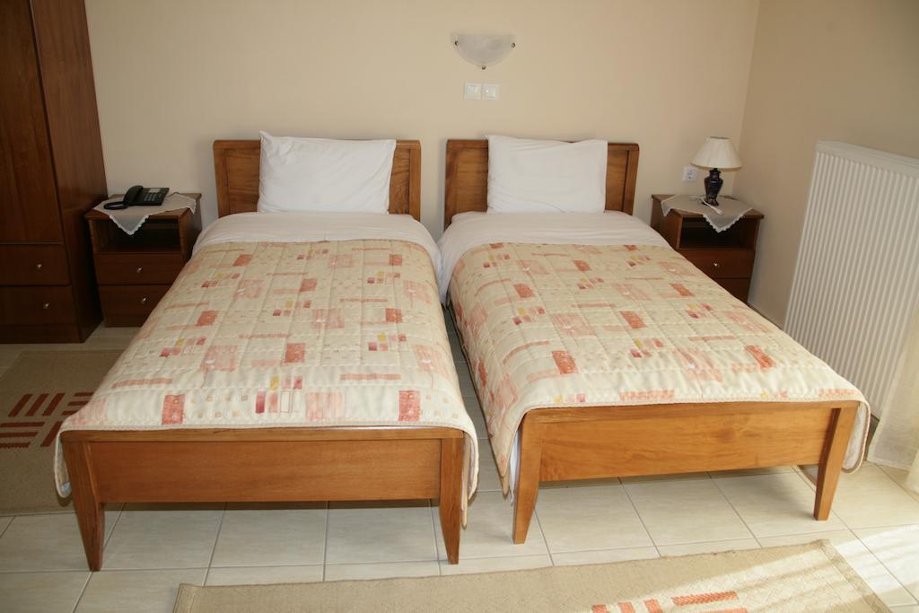 Elanthi Hostel Kastoria Chambre photo